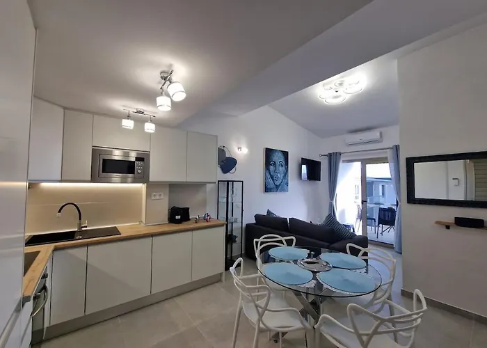 Bahari Apartment *